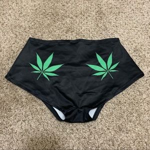 IHeartRaves Black Cannabooty Shorts